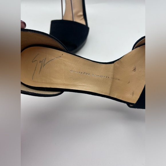 Giuseppe Zanotti Crystal-Cuff High Heel Stiletto Sandals in Black Suede Sz 36.5 - Picture 9 of 16